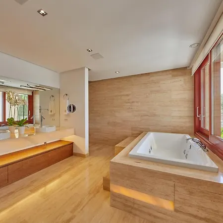 Sapphire By Cap Vermell Estate *