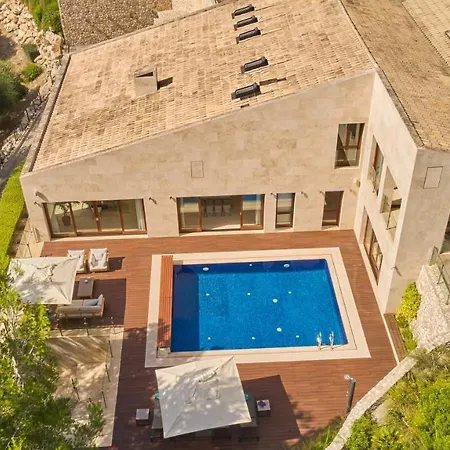 Sapphire By Cap Vermell Estate Villa *